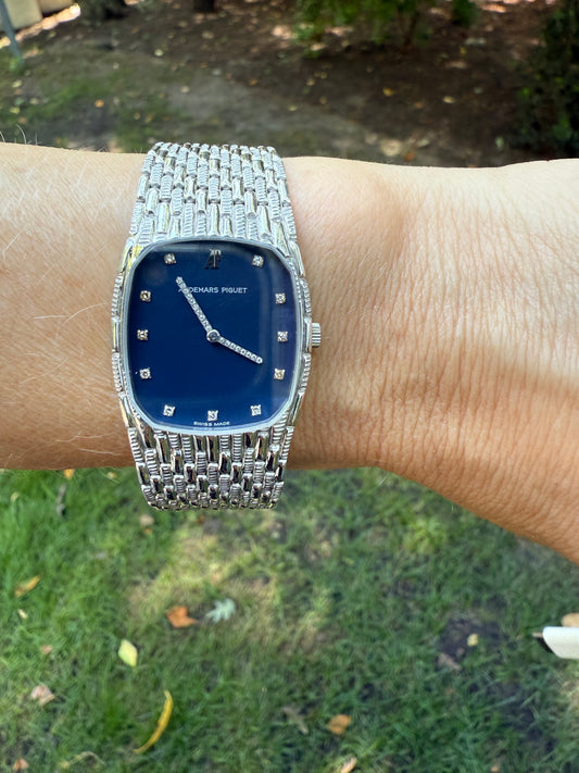 1990s AP cobra in 18ct white gold