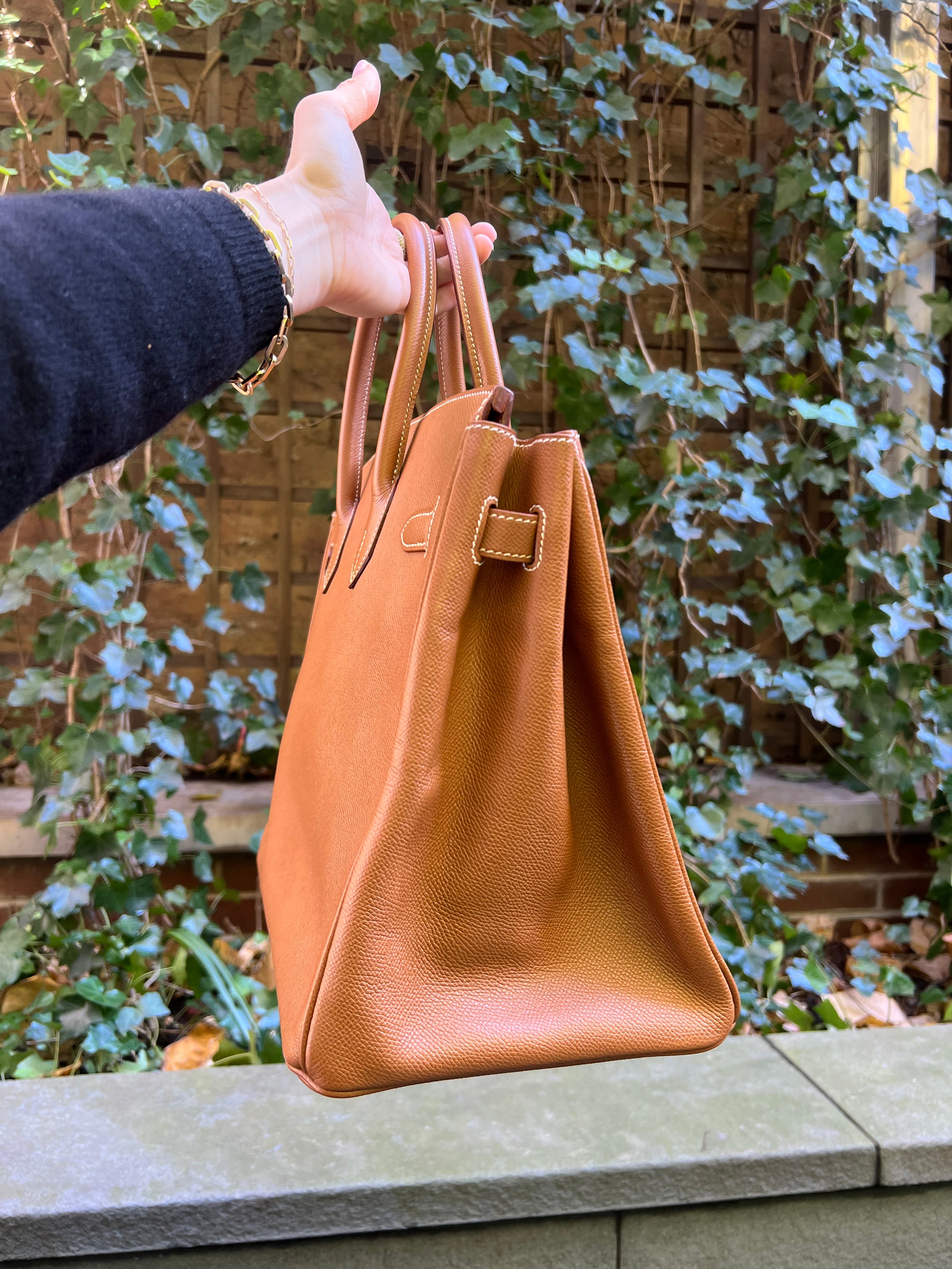 B35 camel with gold Hermes Birkin